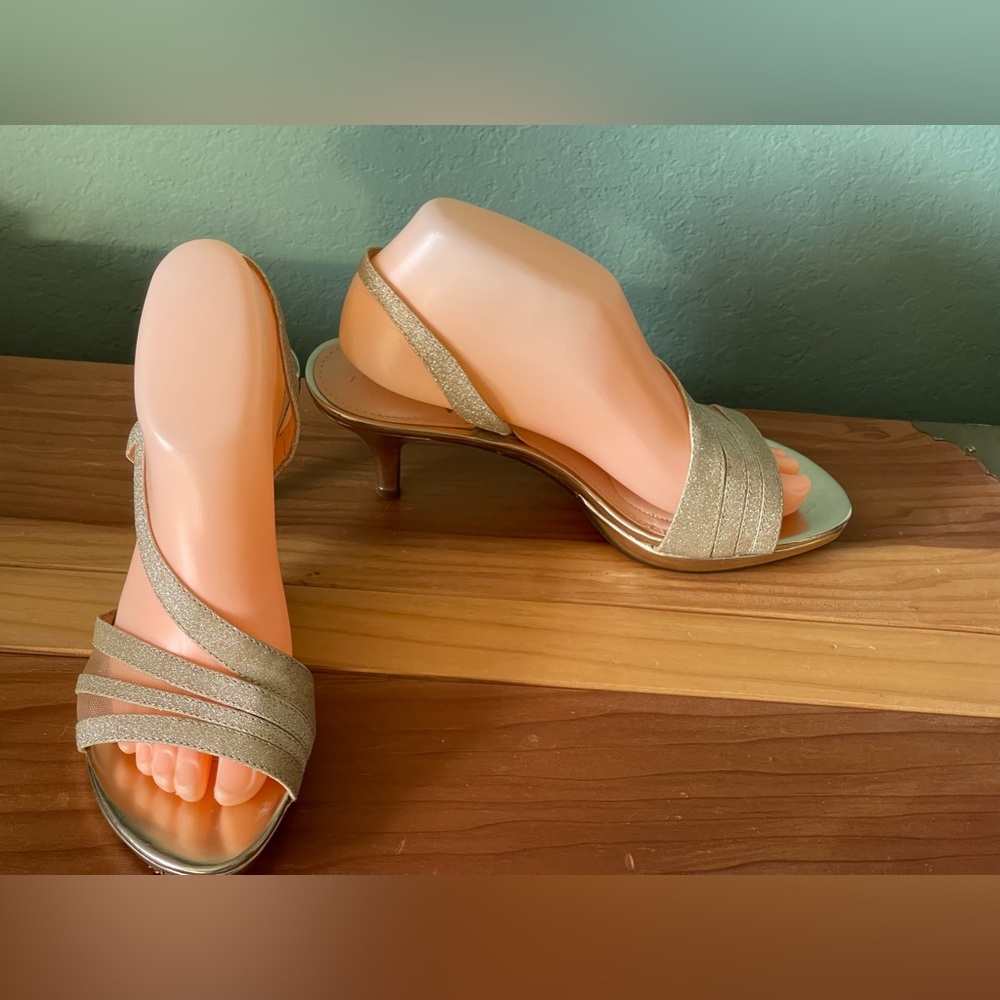 Nina Size 7.5-8 Shoes Gold Slingback Heels Glitter Leather Sparkle Strap